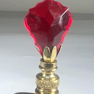 Crystal Finials Atemberaubende Rubinrote Kristall-Lampen Abschluss
