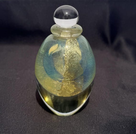 Robert Eickholt Blue Gold Iridescent Art Glass Perfume Bottle Signed 1993