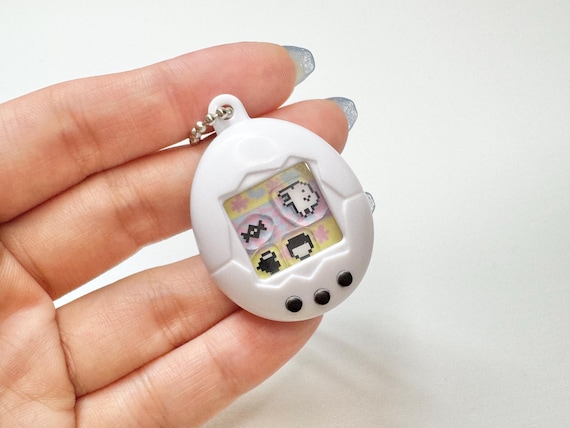 Tamagotchi Shake Charm Gashapon Keychain Gashapon Miniature Y2k