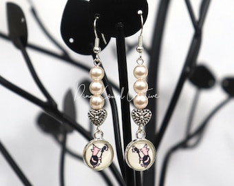Glass dome art earrings - Piglet from Classic Winnie the Pooh
