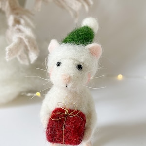 Needle Felted Christmas Mouse with Gift, Holiday Decor, Wool Felted Miniature, Holiday Tier Tray Decor