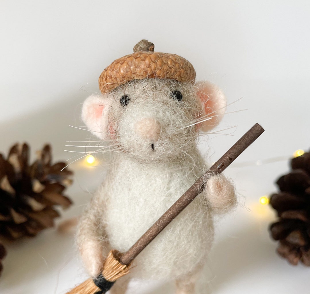 Needle Felted Mouse Sculpture: Rustic Wool Ornament With Broom - Etsy