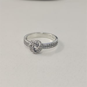Silver Pandora Shimmering Knot Ring