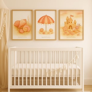 Conjunto de arte de pared bohemio playero para habitación de bebé: impresiones de castillos de arena, conchas y sombrillas. Decoración costera para habitación de niña. Descarga digital. Habitación de verano para bebé.