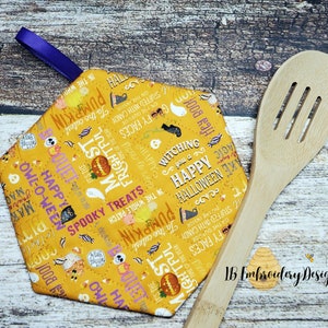 ITH HEXAGON shaped Potholder -in the hoop machine embroidery Crosshatch quilting potholder hot pad with no sewing!