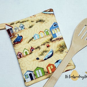 MEDIUM in the hoop RECTANGLE Potholder- ITH machine embroidery - stipple quilting - potholder-hot pad with no sewing! 6X10 Hoop