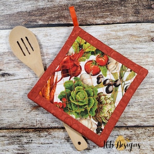 ITH Potholder with borders-in the hoop machine embroidery Crosshatch quilting potholder no sewing!