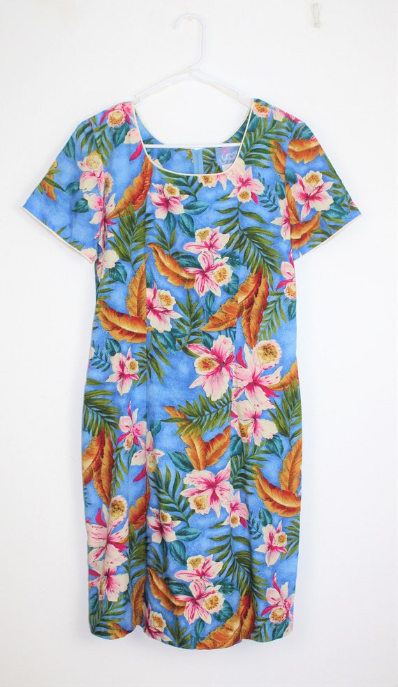 Vintage Hawaiian dress by Young Hawaii size medium