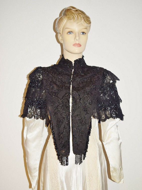 1800s Victorian Silk Glass Beaded Mourning Capelet