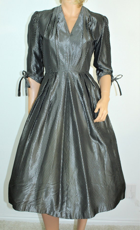 Vintage 40's Metallic Graphite Print Pleated Shim… - image 2