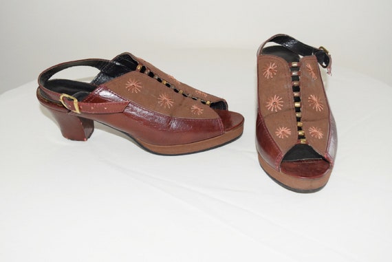 Vintage 40's Leather & Suede Chunky Sling Back Pe… - image 8