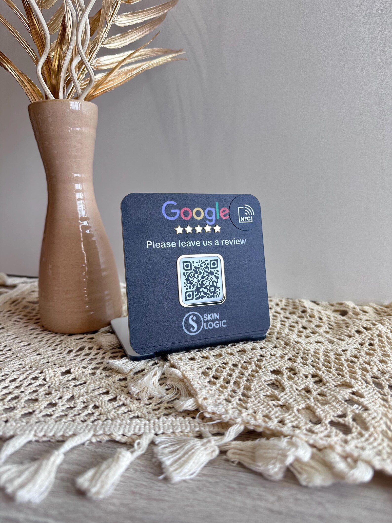Stylish NFC Business Board, Nfc Qr Code Sign, Acrylic QR Display, Small ...