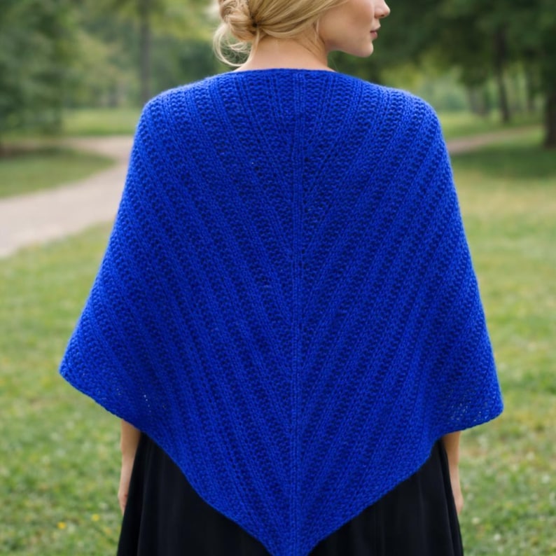 Knit Shawl Pattern PDF – Triangle Wingspan Shawl Knitting Pattern - Etsy