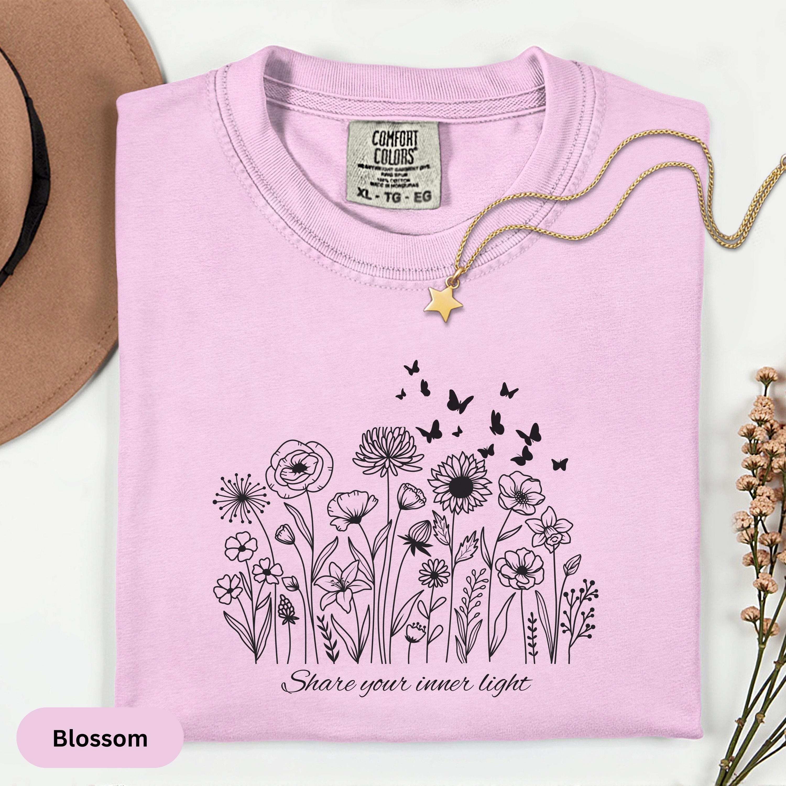 Camiseta de flores silvestres, camiseta de verano, camiseta de flores silvestres, camiseta de mujer, colores cómodos, camiseta floral, camiseta de plantas, camiseta botánica, camiseta de flores