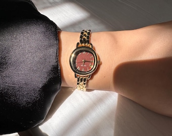 Elegant Gold Women’s Watch: Burgundy Dial, Adjustable Stainless Steel Bracelet, Mother’s Day Gift