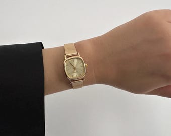 Gold Mesh Strap Women’s Watch noel gift, Mother’s Day Gift