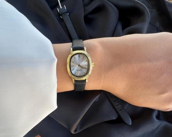 Style Women's Watch: Faux Leather Strap, Roman Numeral Dial, Mother’s Day Gift