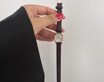 Classic Beacon Hill 17 Jewels Incabloc Dainty Womans Womens 