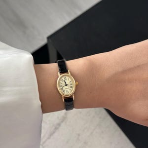 Brown Leather Women Watch: Dainty Leather Strap Minimalist , Elegant Wristwatch Black