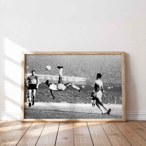 Poster da parete con rovesciata di Pelé, stampa su tela, decorazione sportiva retrò, regalo per gli appassionati di calcio, decorazione per la casa o l'ufficio.