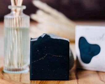 Savon traité à froid Luxe Noir | Barre artisanale biologique | Barre végétalienne hydratante entièrement naturelle