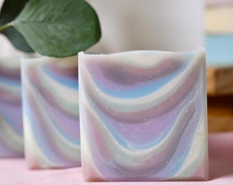Savon pur traité à froid pulsé | Petit lot | Barre artisanale biologique | Hydratant végétalien entièrement naturel