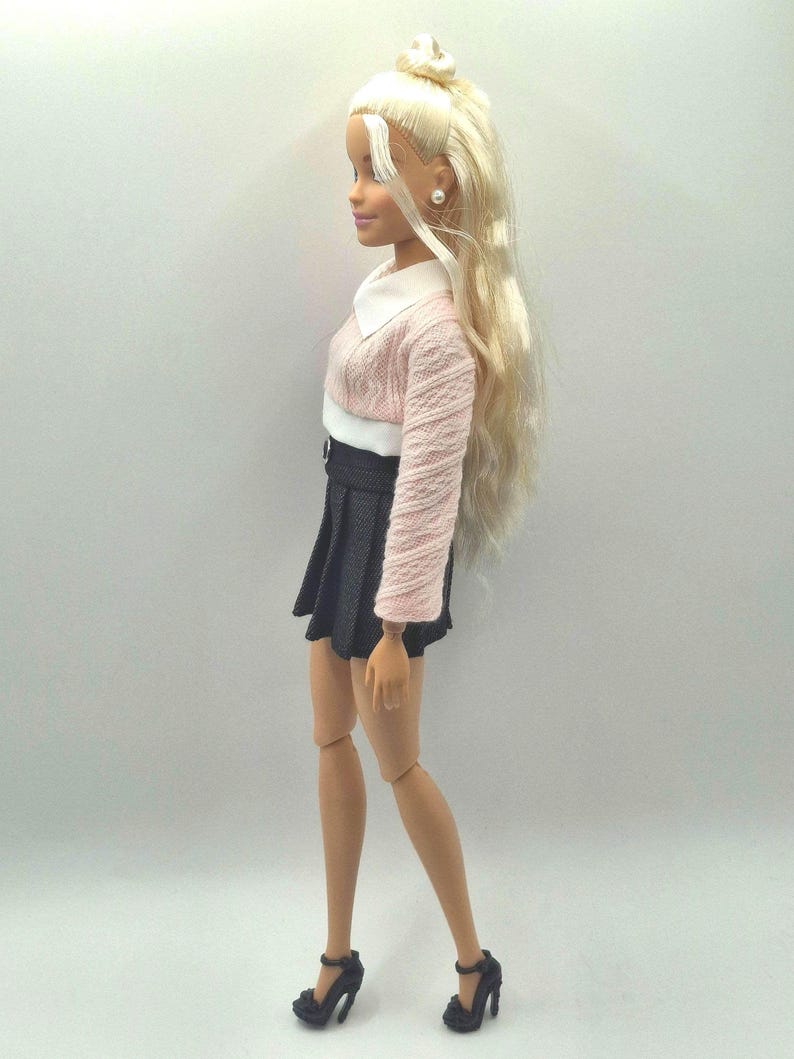 Fashion Doll Fall Outfit: Knit Sweater and Pleated Skirt - 1/6 Scale image 11