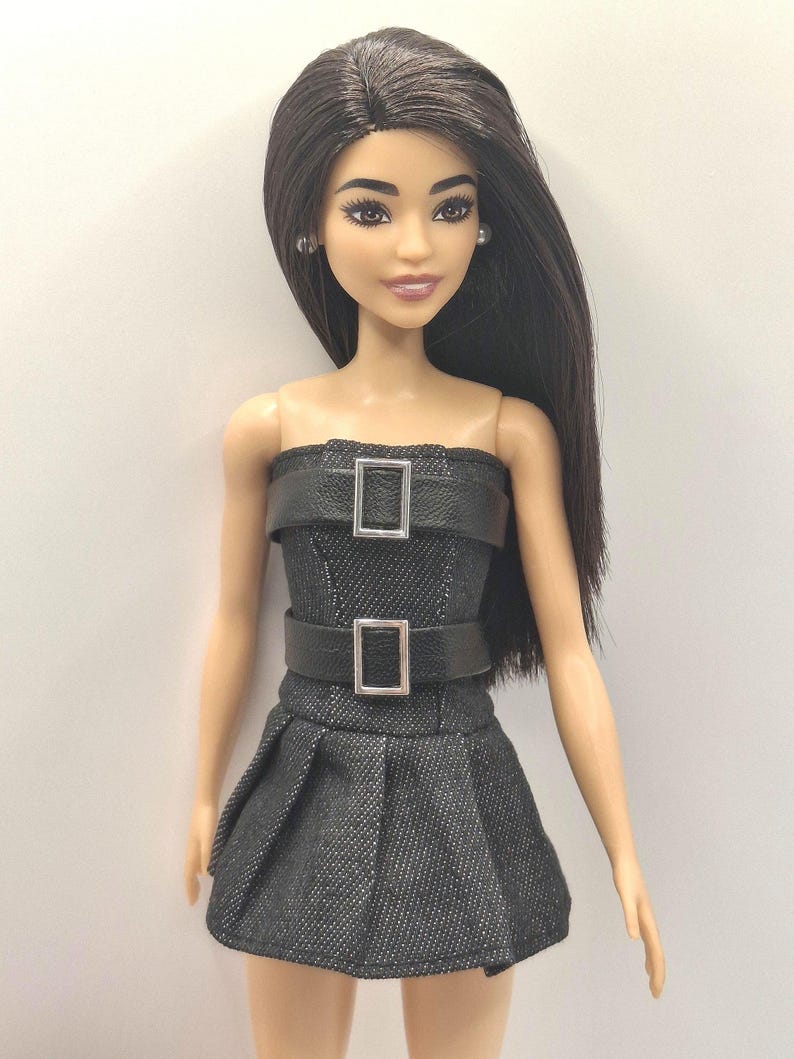 Black Denim Mini Dress for Fashion Dolls, Strapless with Buckle Belt 1/6 Scale Bild 6