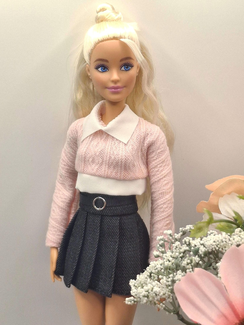 Fashion Doll Fall Outfit: Knit Sweater and Pleated Skirt - 1/6 Scale image 5