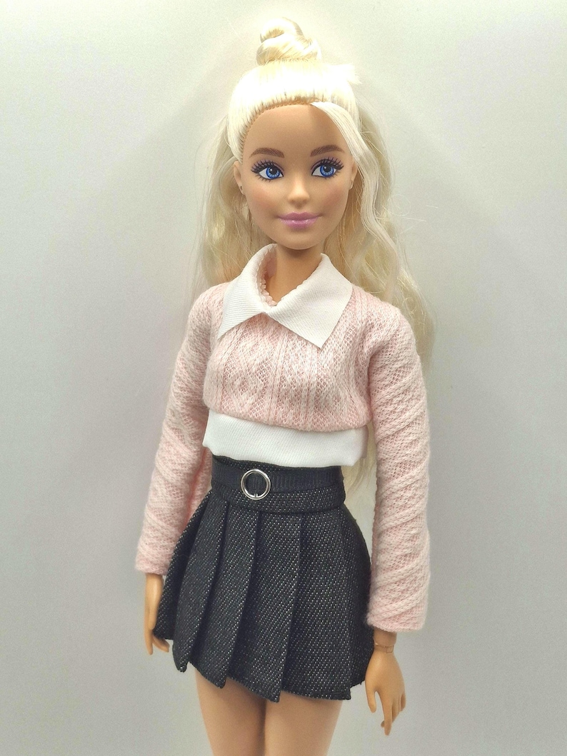 Fashion Doll Fall Outfit: Knit Sweater and Pleated Skirt - 1/6 Scale image 15