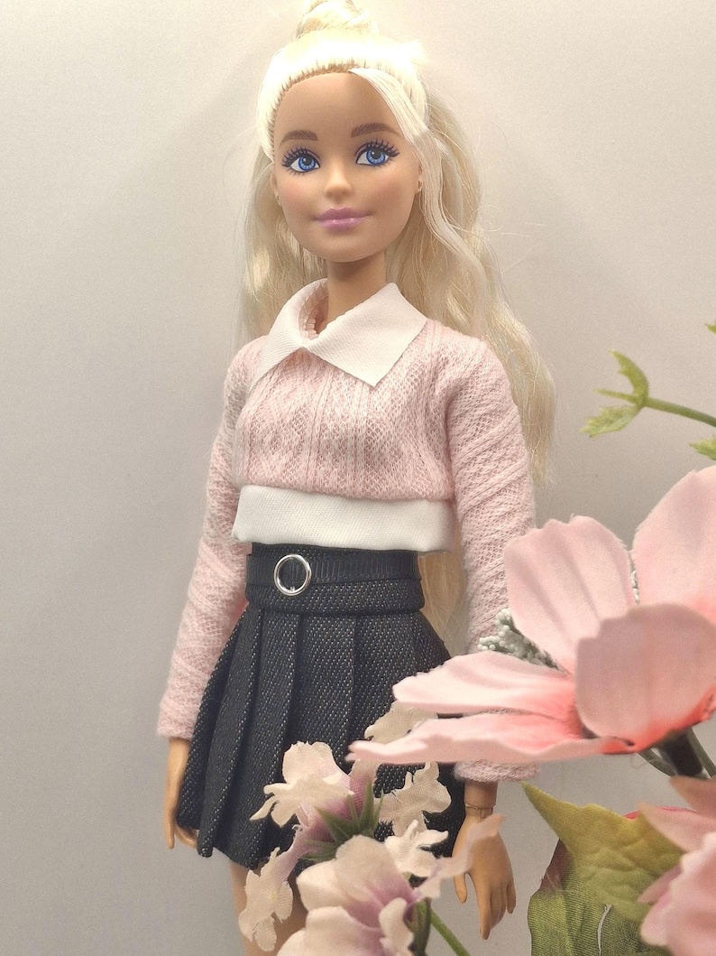 Fashion Doll Fall Outfit: Knit Sweater and Pleated Skirt - 1/6 Scale image 13