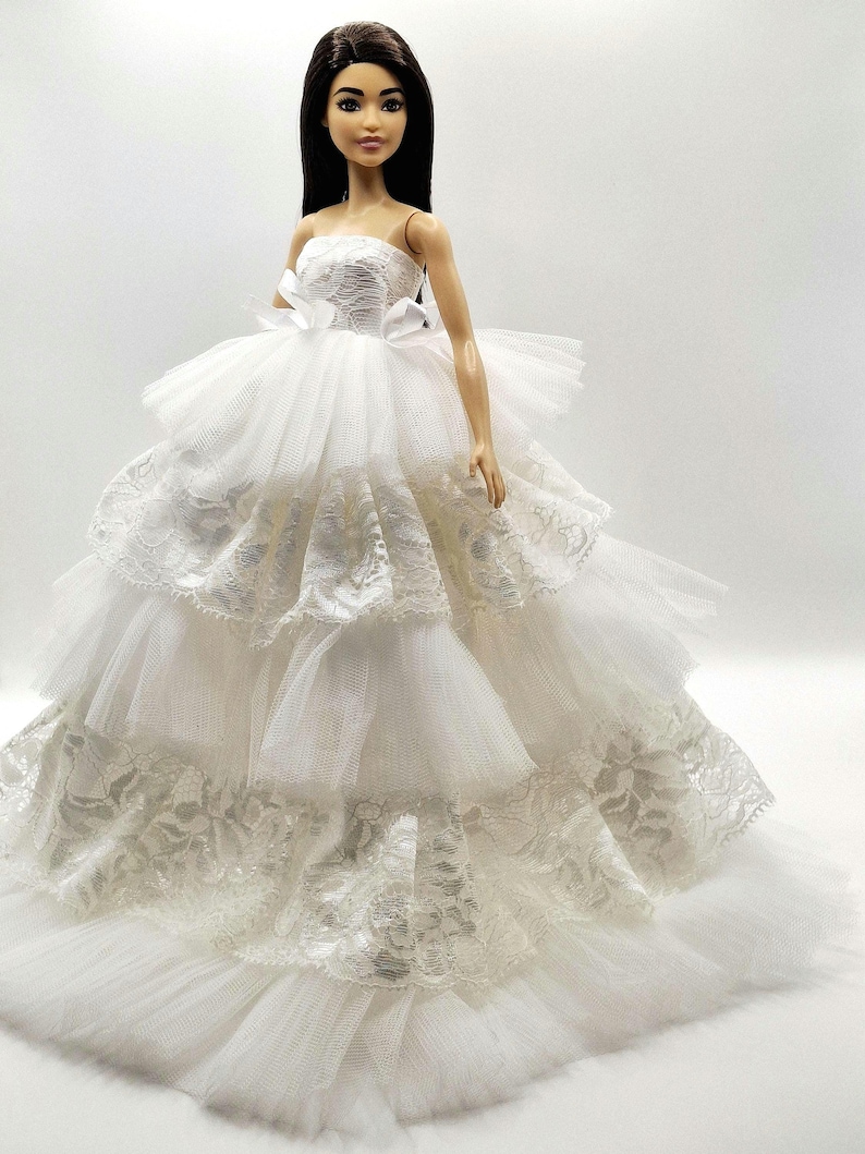 Lace Tulle Ball Gown: Fashion Doll White Wedding Dress - 1/6 Scale image 1