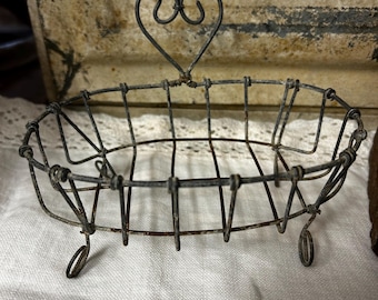 Vintage Footed Metal Soap Tray