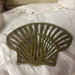 Solid Brass Seashell  Trivet