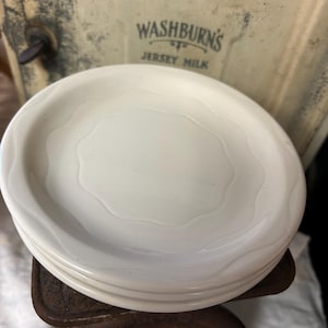 Vintage Syracuse China Restaurant Ware Plates