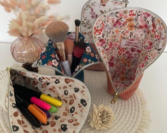 2-in-1 kit. Personalized gifts for teachers, teaching assistants, nannies.