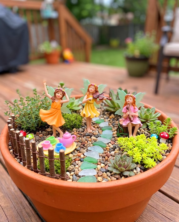 Set of 3 Fairy Garden Miniature Small Fairy Girls , Mini Garden Supplies DIY Ornaments for Terrarium Accessories Animal Figurine 3pcs