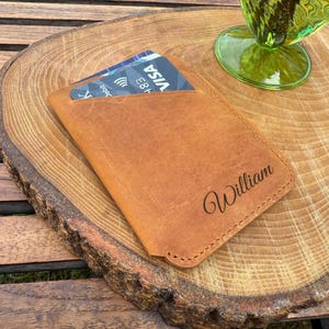 Personalized Custom Engraved Slim Crazy Horse Leather Men&#39;s Wallet, Memory Father&#39;s Day Gift, Genuine Brown Leather Credit Card Case Holder