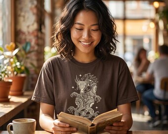 Mythisches Drachen Boho Sonnensymbol Grafik-T-Shirt, spirituelle Fantasy Kunst Shirt