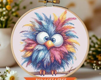 Bunte Eule Kreuzstich Muster, Regenbogen Feder Vogel Kunst, Wunderliche Tier Illustration (PDF SVG)
