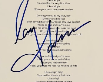Madonna Signed Autographed 8x12 Inch Photo + COA