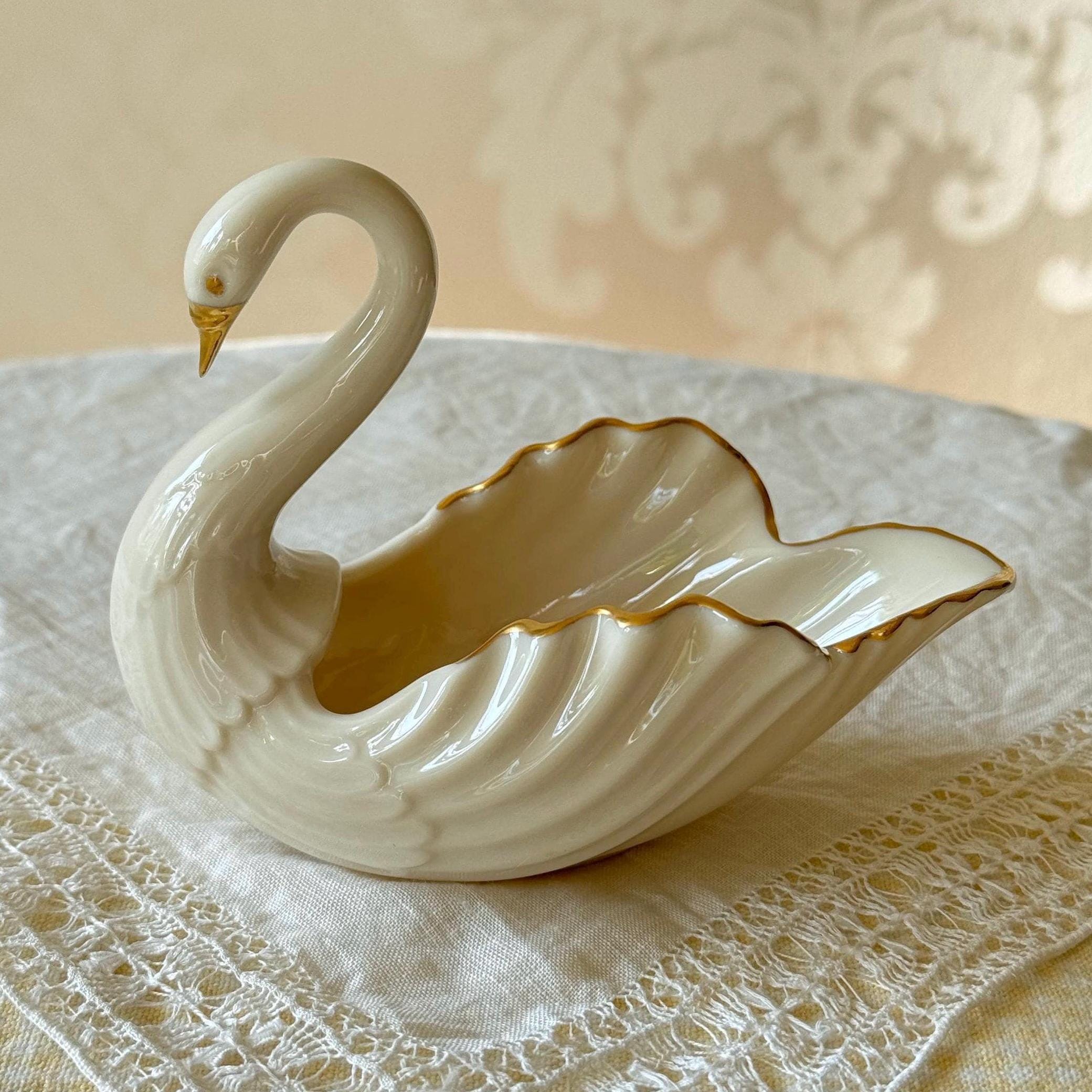 LENOX 白鳥の陶器置物 2個セット LENOX 白鳥の陶器置物 2個セット 【公式通販】