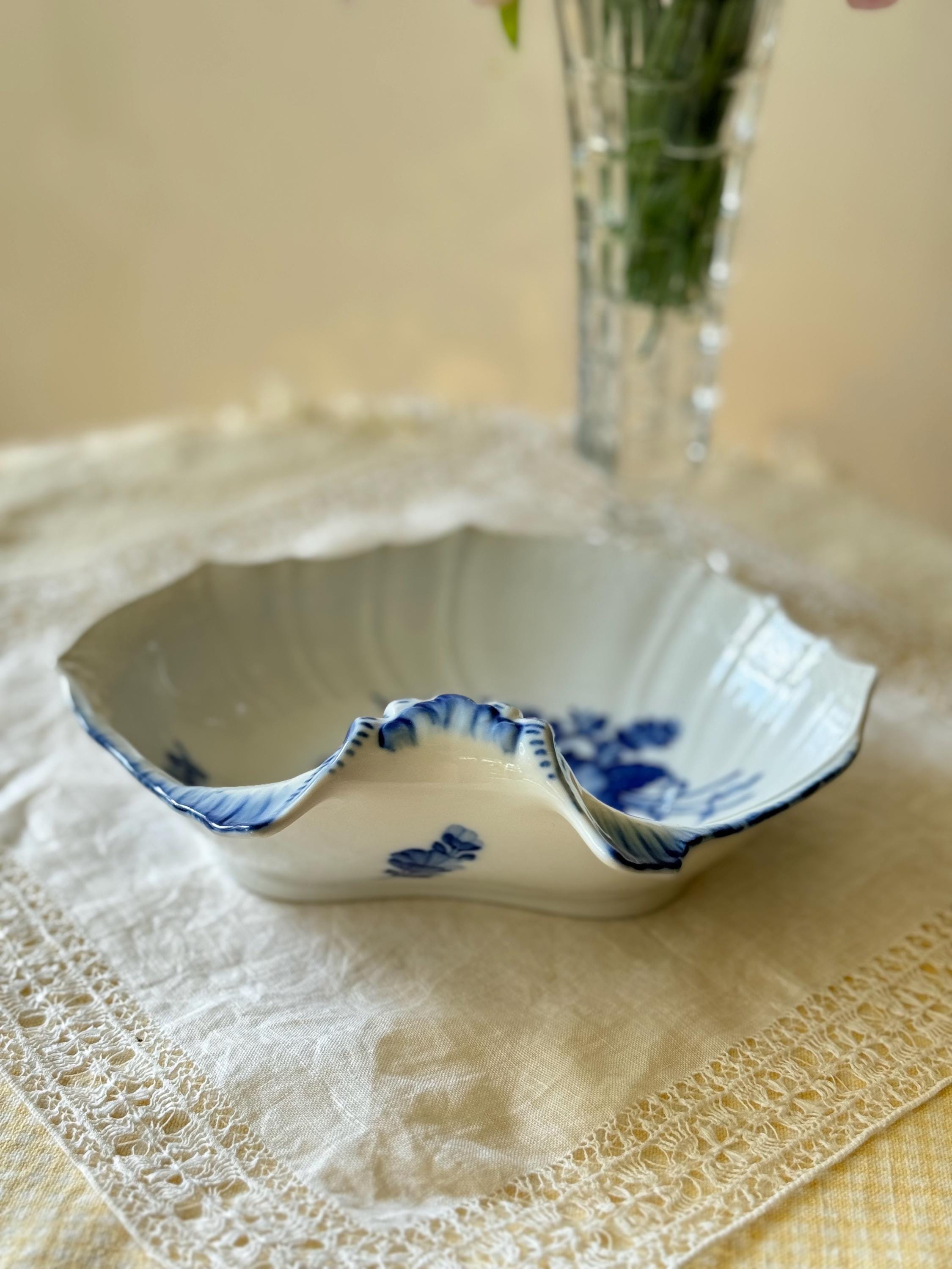 ヴィンテージ ロイヤルコペンハーゲン シェル型ボウル – ブルー