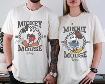 Camiseta retro a juego de Mickey y Minnie, camiseta de pareja de Disney, camiseta de Mickey Mouse de 1928, camiseta de Minnie Mouse de 1928, camiseta retro de viaje de Disney