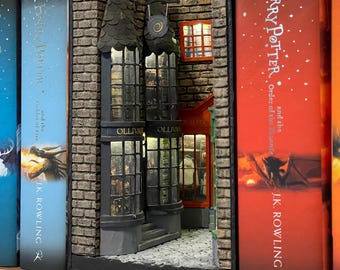 Harry P. Diagon Alley, Magic Street, Book Nook, Book Shelf Diaroma, HP Gift, Bookend