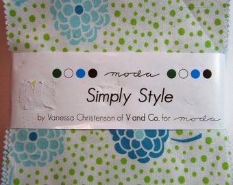 10814-17 Simply Colorful Style Lime Green and White Metro Geometric Ogee by Vanessa Christenson for Moda