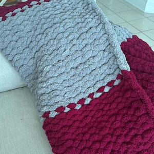 Chunky Chenille Knit Blanket, Chenille Blanket, Chunky Knit Throw, College, College blanket, Graduation Gift, Sports Team, Father’s Day