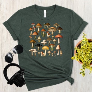 Vintage Pilz T-Shirt | Cottagecore | Unisex T-Shirt | Gedämpfte Kunst | Botanische Vintage | Naturliebhaber Tee
