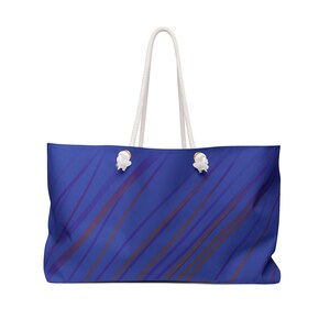 Stylish Weekender Bag for Travel, Tote Bag for Beach, Gym or Overnight Stay, Trendy Luggage Bag with Stripes