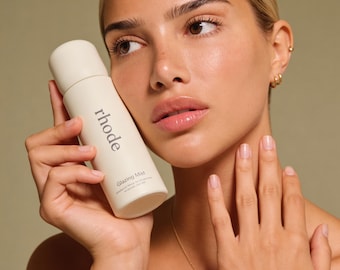 Colección de imágenes de belleza generadas por el usuario / Contenido de cuidado de la piel y maquillaje con IA / Paquete de referencia para creadores / Descarga digital